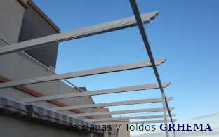 Pergolas de aluminio y toldos