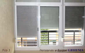 Mosquitera corredera