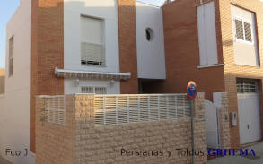 Toldo brazo articulado